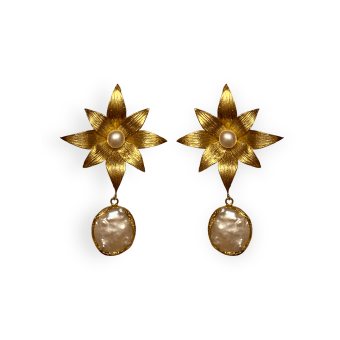 Orecchini floreali dorati...