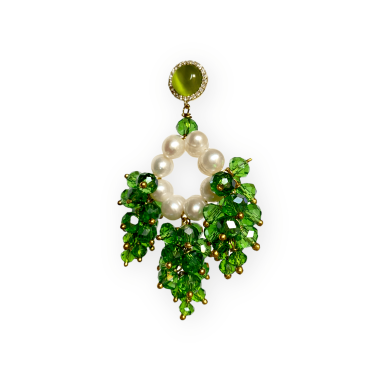 Orecchini a grappolo verdi con perle