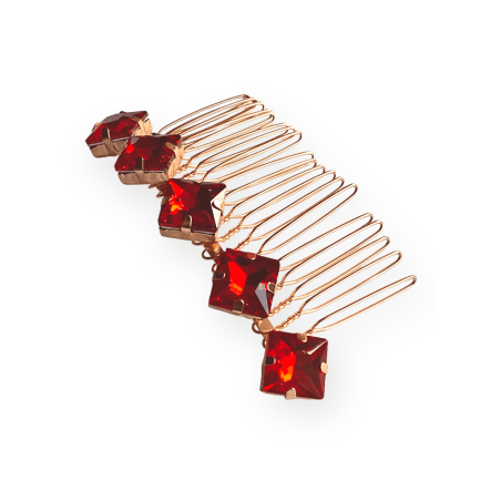 Pettinessa dorata con pietre rosse