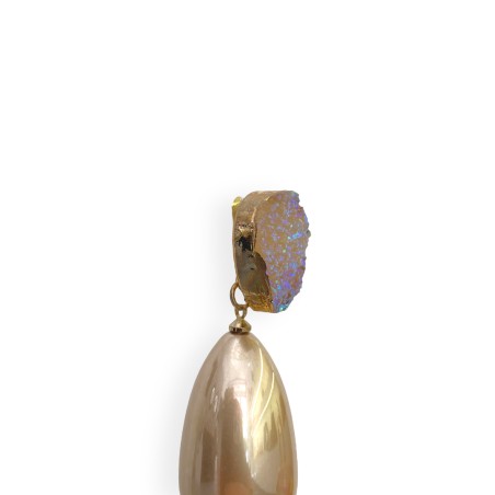 Orecchini con goccia perlata