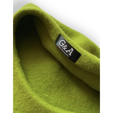 Basco gioiello giallo verdognolo...