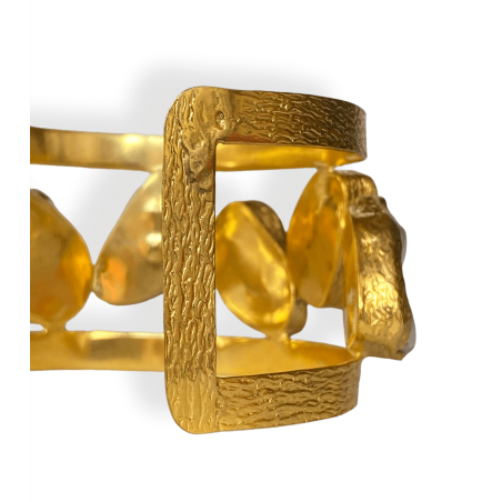 Bracciale in ottone con perle scaramazze