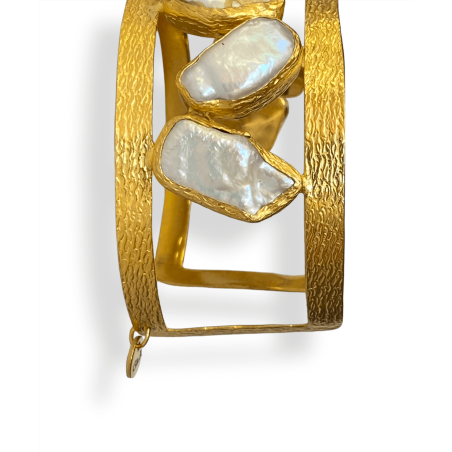 Bracciale in ottone con perle scaramazze