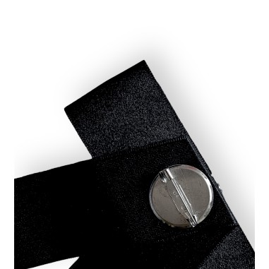 Spilla con fiocco nero