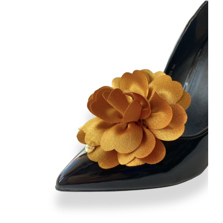 Clip per scarpe color senape