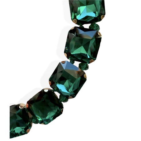 Collana con cristalli verdi