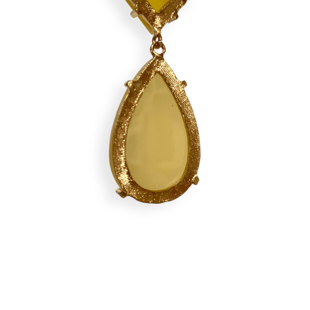 Orecchini con goccia gialla