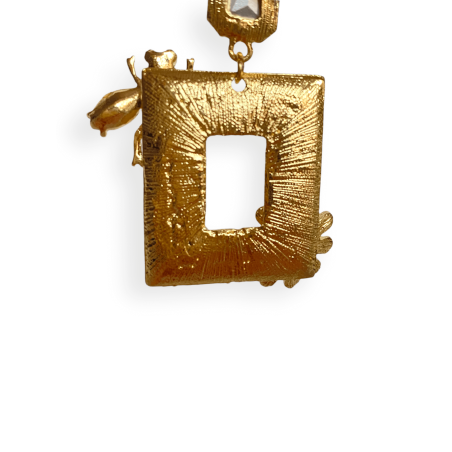 Orecchini dorati con ape