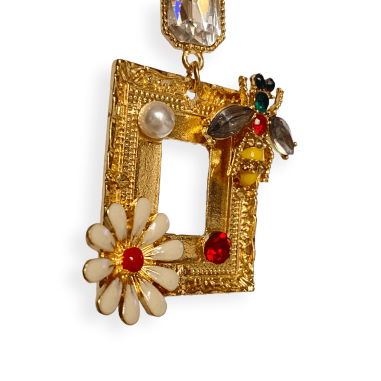 Orecchini dorati con ape